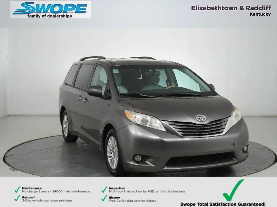 2014 Toyota Sienna XLE photo 1
