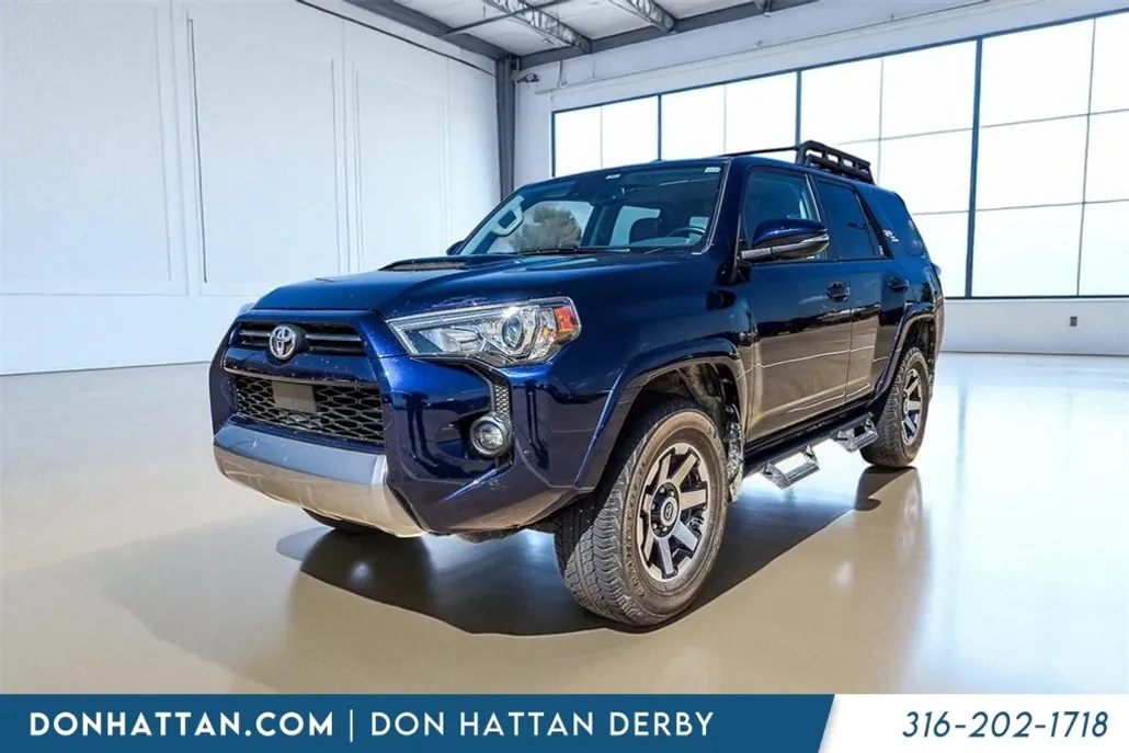 2024 Toyota 4Runner TRD Off-Road Premium photo 1