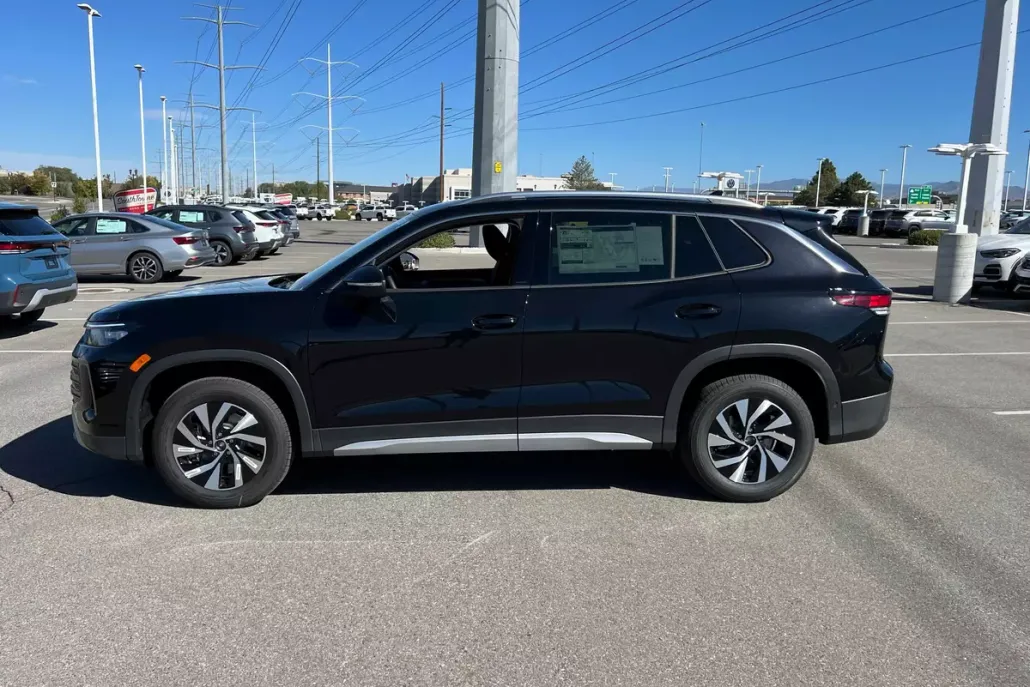 2025 Volkswagen Tiguan S photo 1