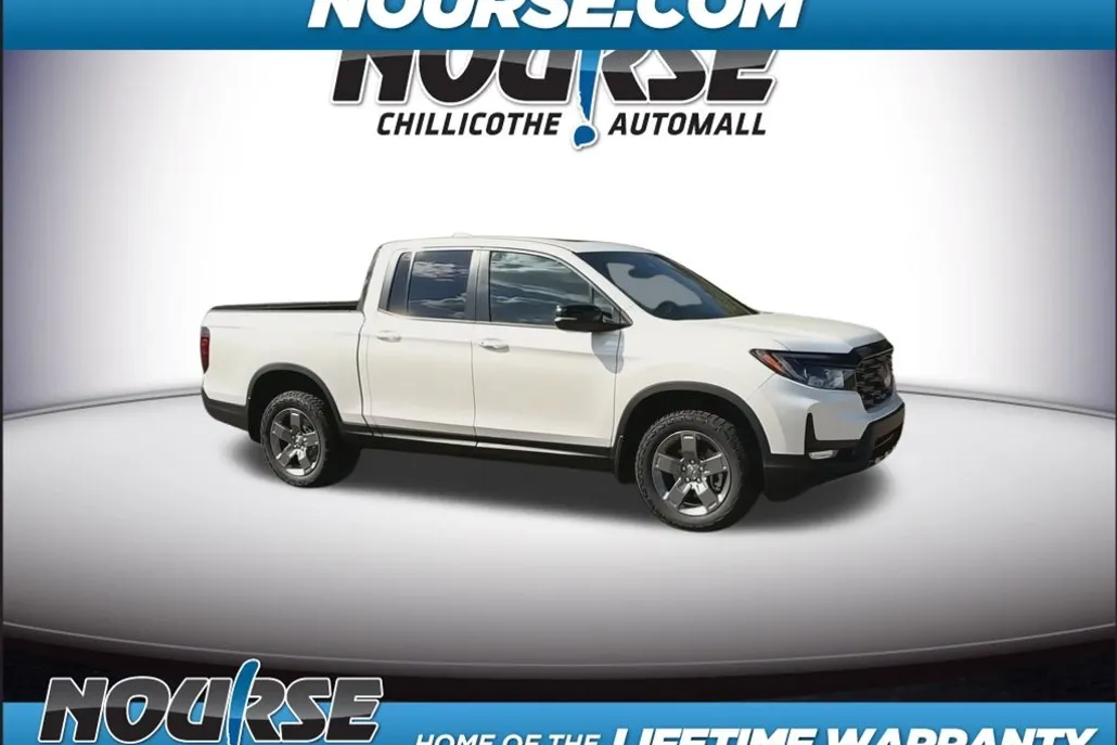 2025 Honda Ridgeline TrailSport photo 1