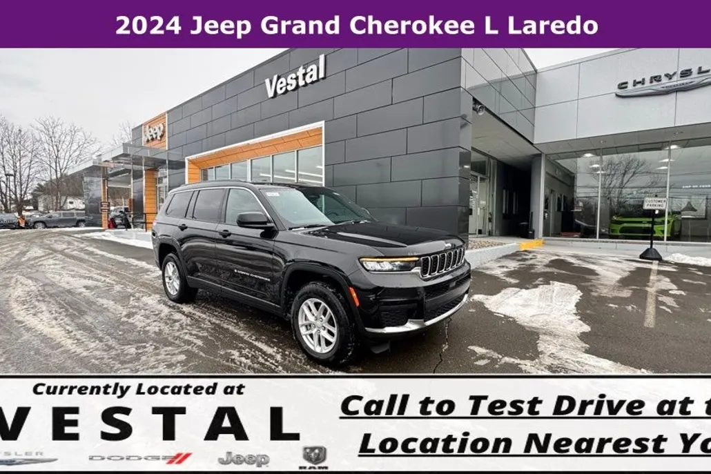 2024 Jeep Grand Cherokee Laredo photo 1