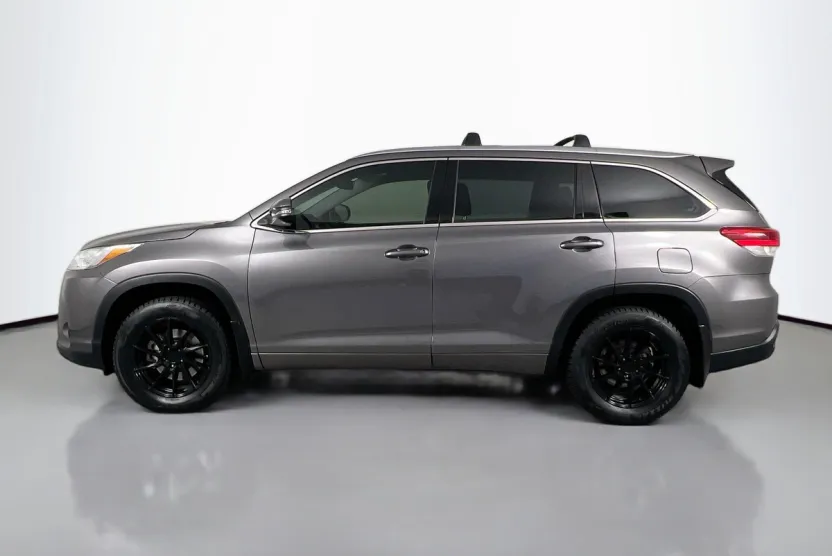 2018 Toyota Highlander SE photo 1