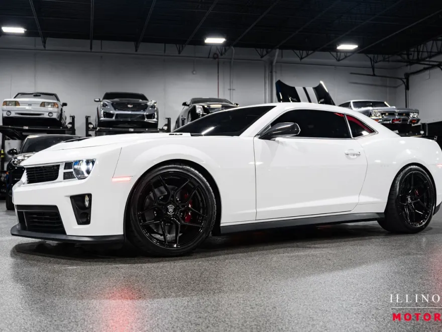 2014 Chevrolet Camaro Coupe ZL1 photo 1