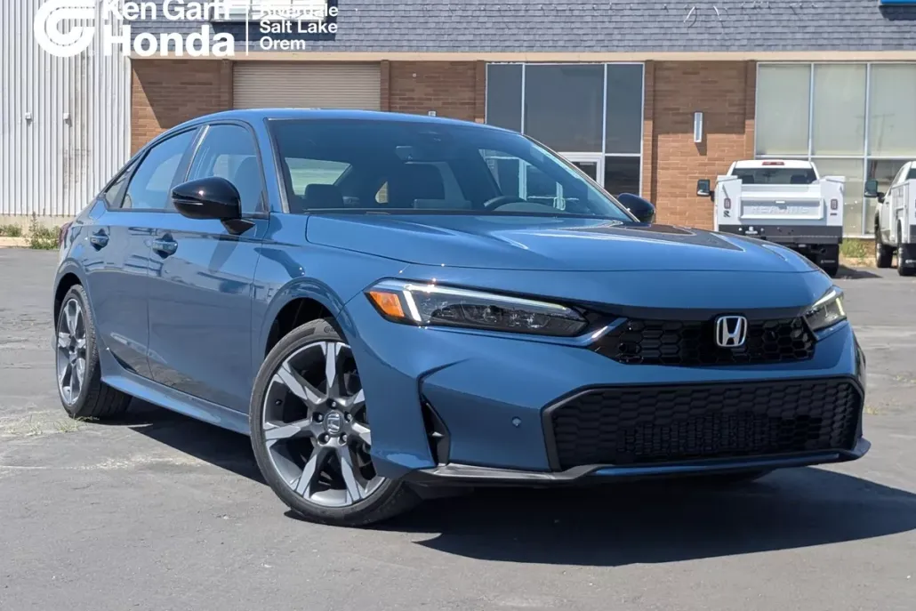 2025 Honda Civic Hybrid Sport Touring photo 1