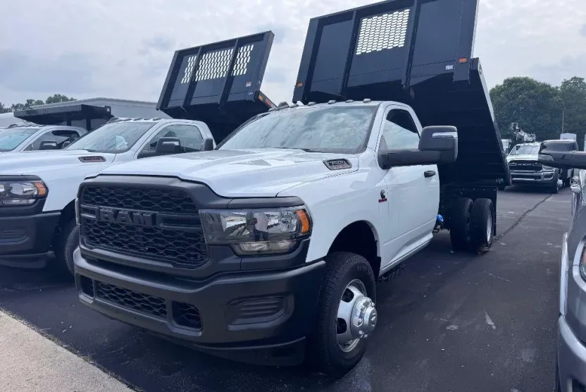 2024 Ram 5500 Tradesman photo 1