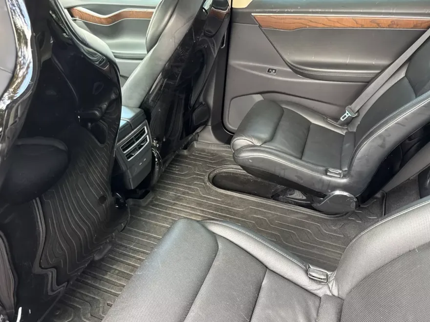 2016 Tesla Model X P90D photo 1