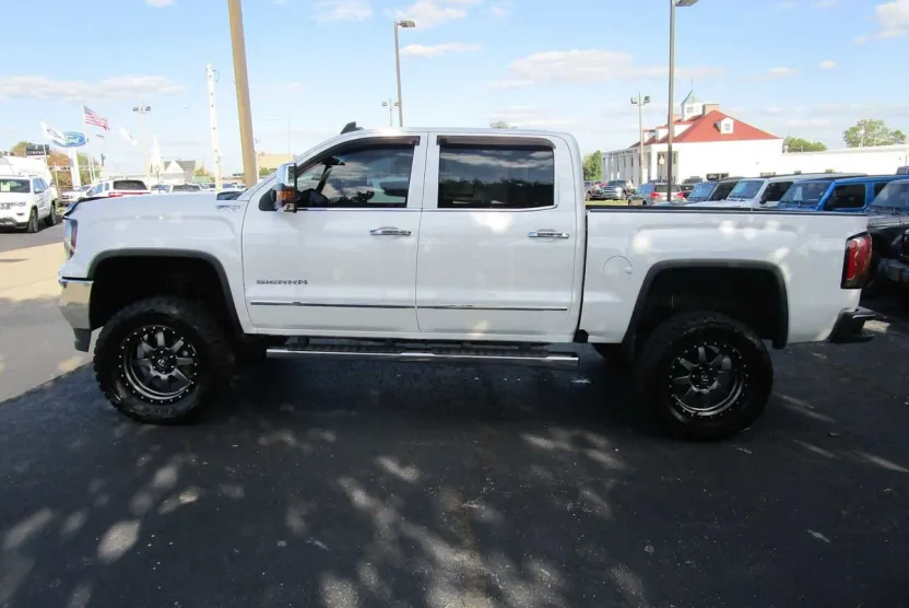 2018 Gmc Sierra 1500 SLT photo 1