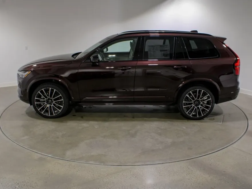 2026 Volvo XC90 photo 1
