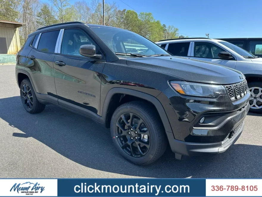 2025 Jeep Compass Latitude photo 1