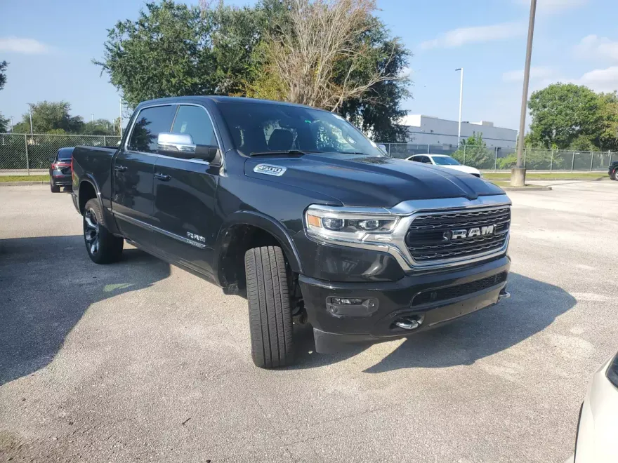 2023 Ram 1500 Limited photo 1