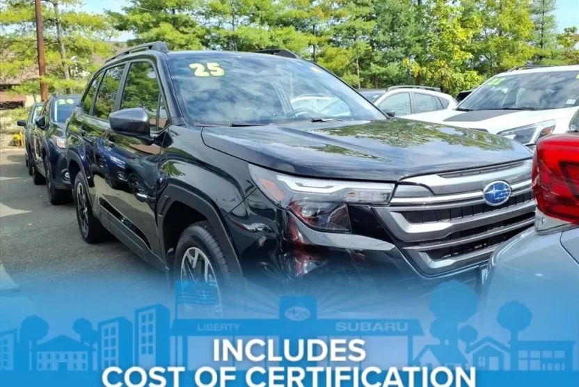 2025 Subaru Forester Premium photo 1