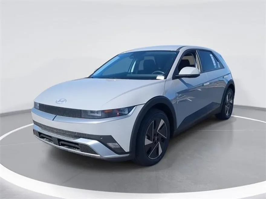2025 Hyundai Ioniq 5 SE photo 1