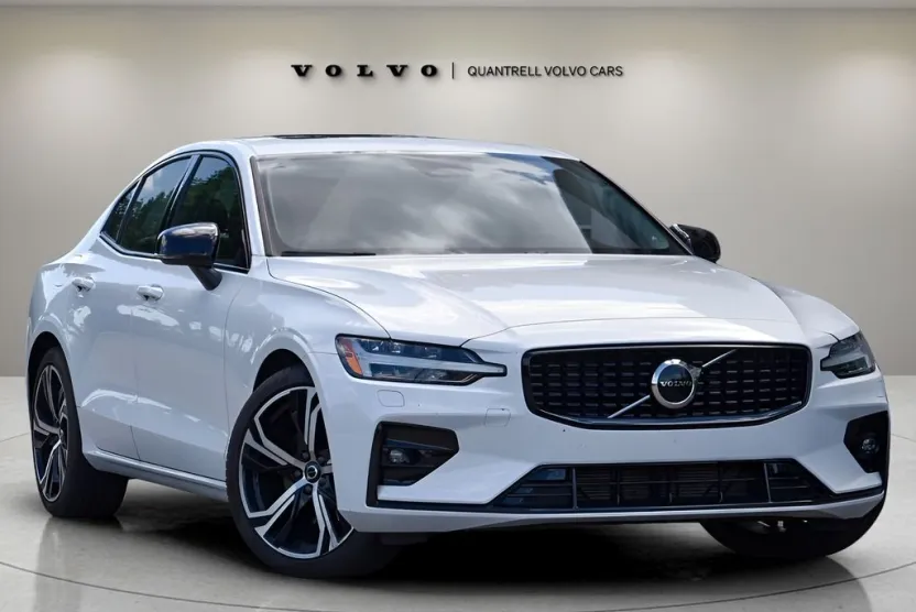 2024 Volvo S60 B5 Core photo 1