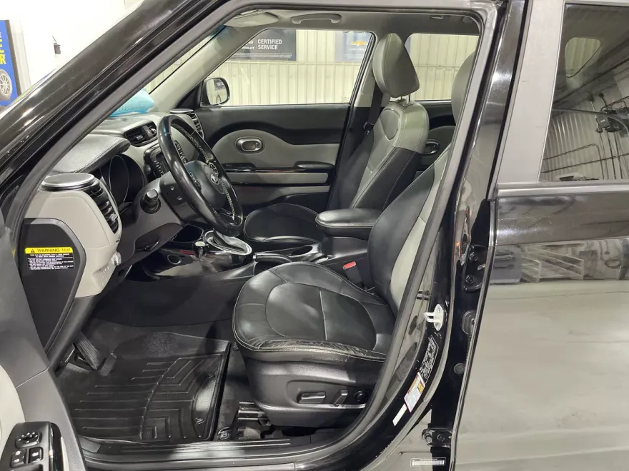 2016 Kia Soul Plus photo 1