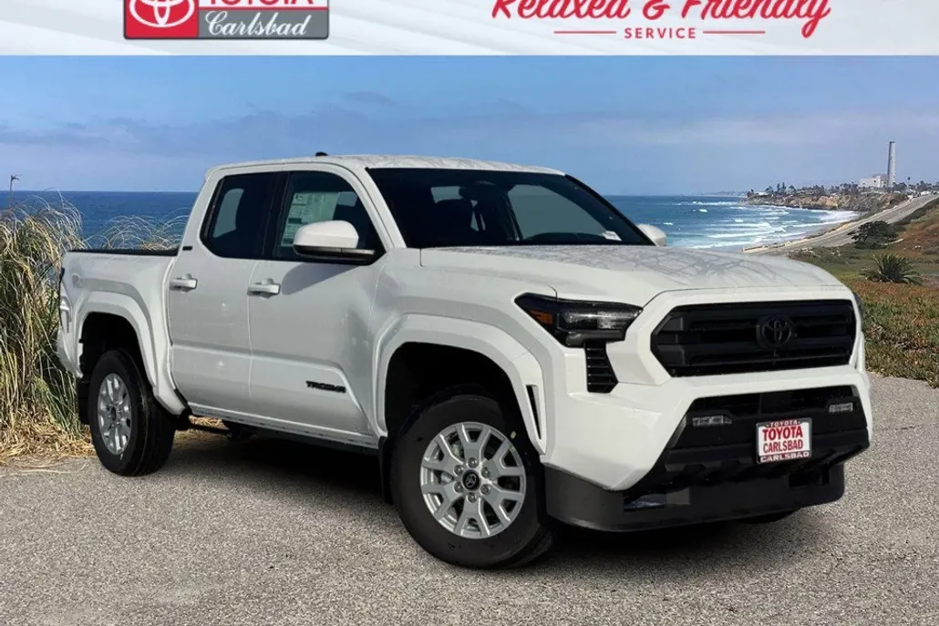 2025 Toyota Tacoma SR5 photo 1