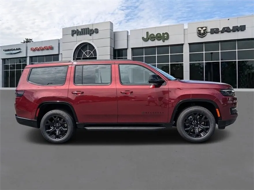 2024 Jeep Wagoneer Series II photo 2