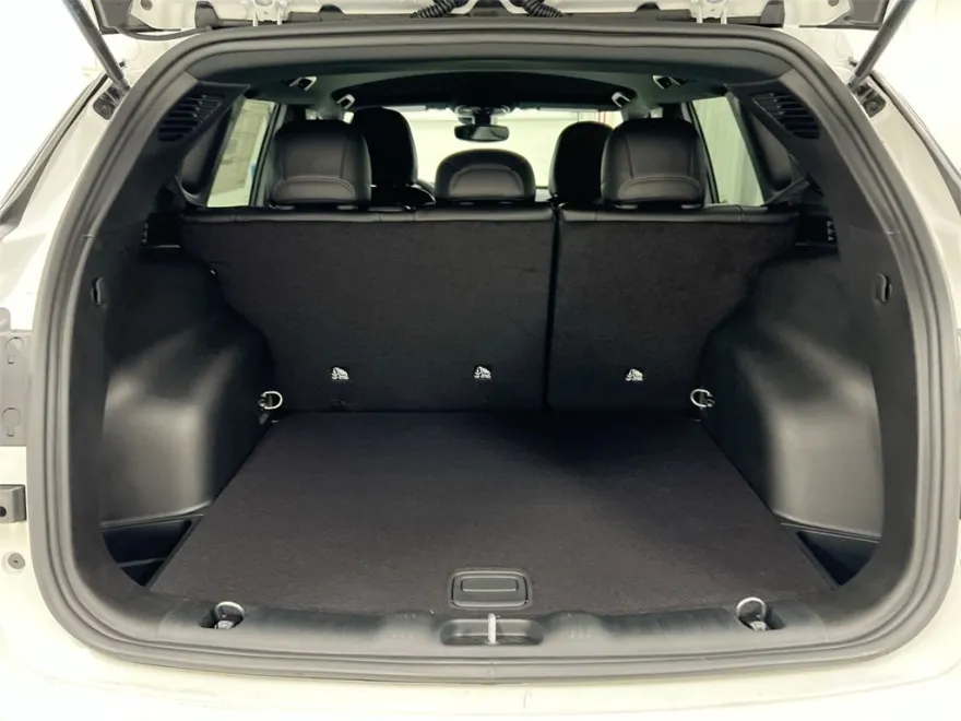 2026 Jeep Compass Latitude photo 1