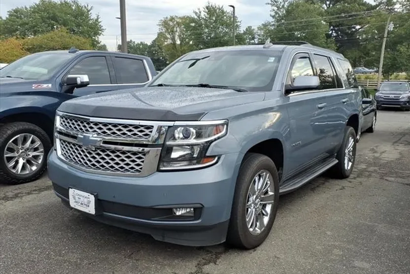 2016 Chevrolet Tahoe LT photo 1