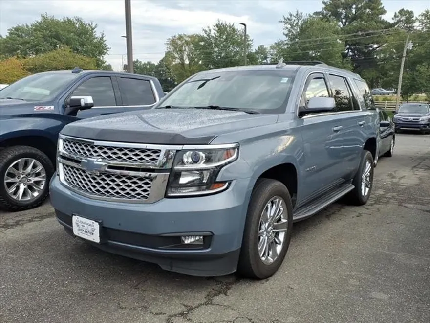 2016 Chevrolet Tahoe LT photo 1