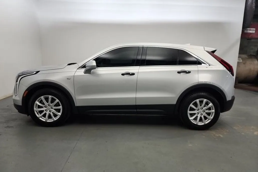 2019 Cadillac XT4 Luxury photo 1