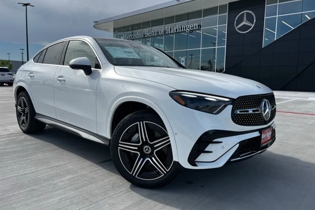2026 Mercedes Benz GLC 300 4MATIC photo 1