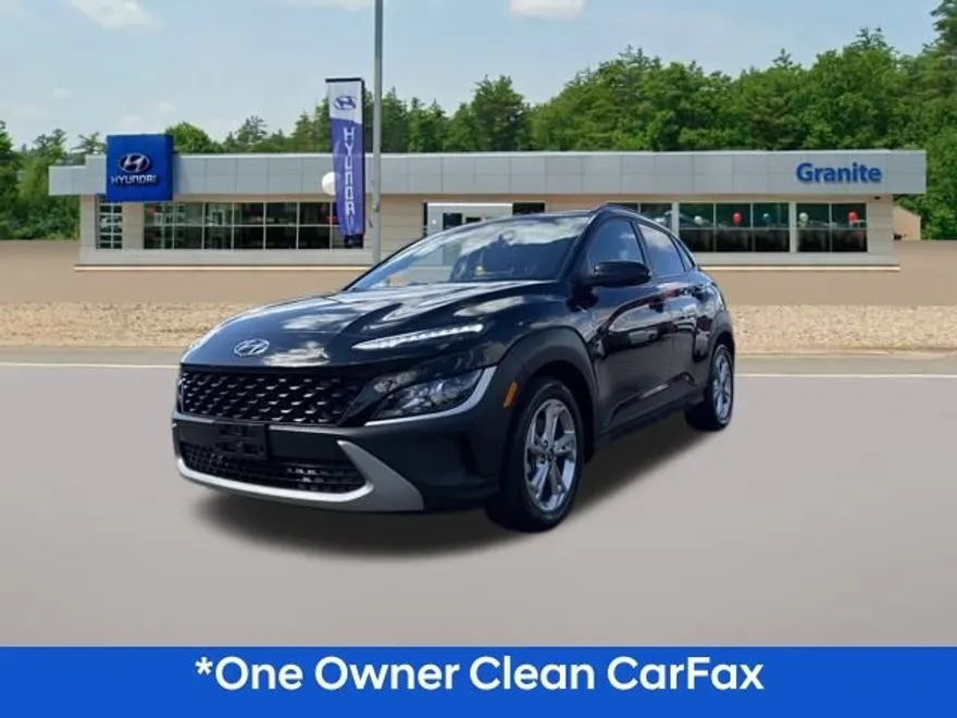 2023 Hyundai Kona SEL photo 1