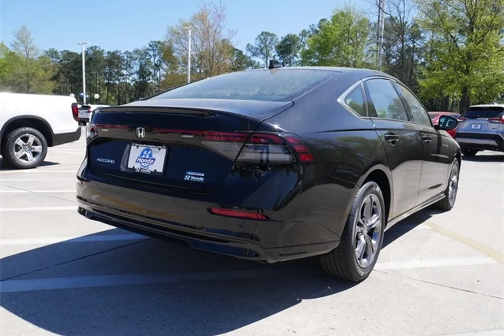 2025 Honda Accord Hybrid EX-L photo 1