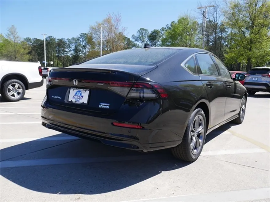 2025 Honda Accord Hybrid EX-L photo 1