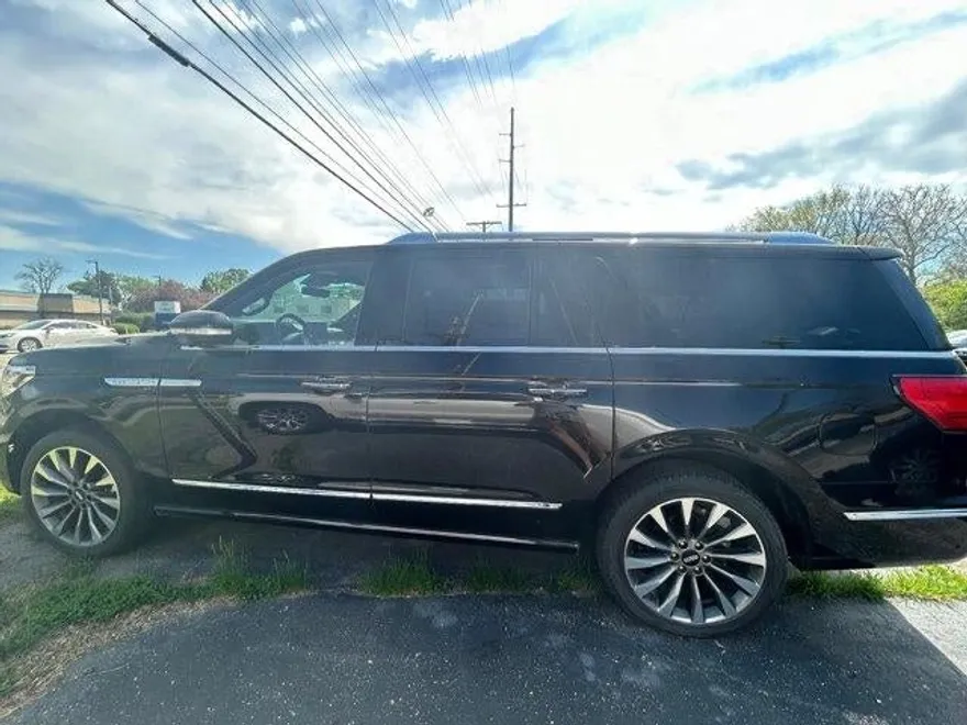 2020 Lincoln Navigator L Reserve photo 1