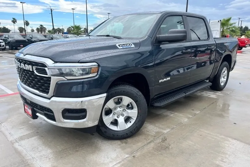 2025 Ram 1500 Tradesman photo 1