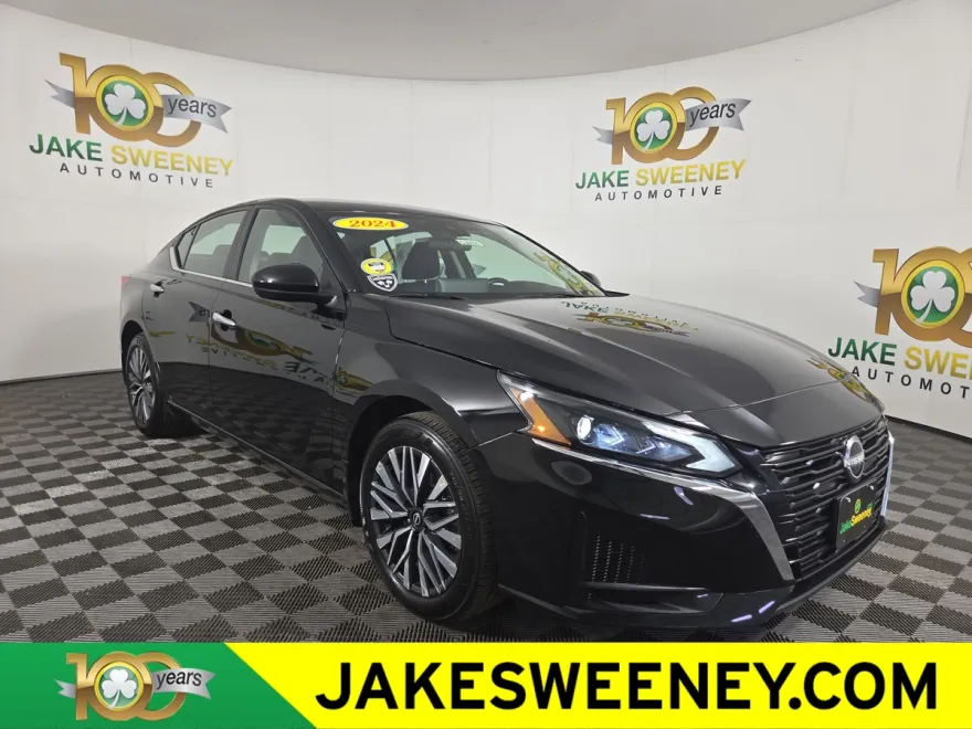 2024 Nissan Altima 2.5 SV photo 1