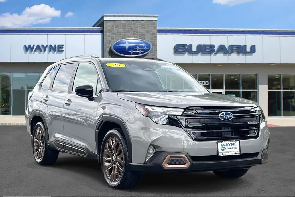 2025 Subaru Forester Sport photo 1