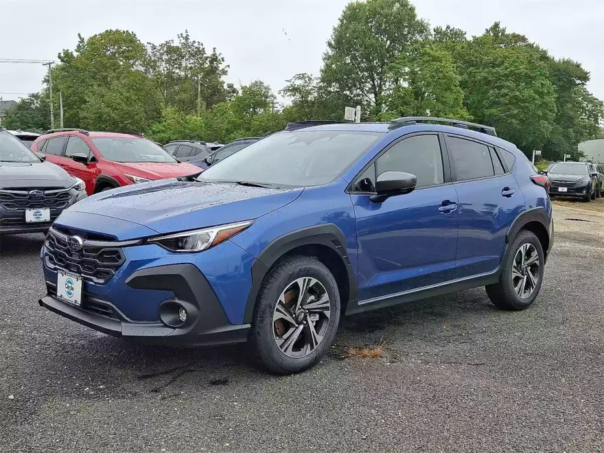 2025 Subaru Crosstrek Premium photo 1
