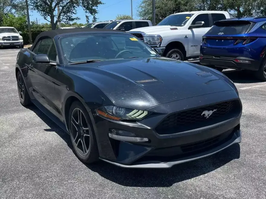 2018 Ford Mustang EcoBoost Premium photo 1