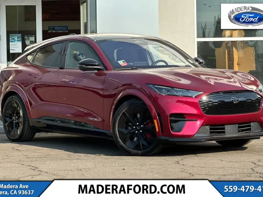 2025 Ford Mustang Mach-E GT photo 1