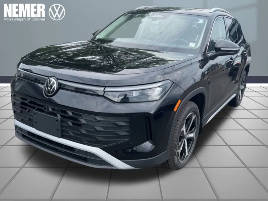2025 Volkswagen Tiguan SE photo 1