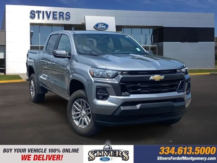 2024 Chevrolet Colorado LT photo 1