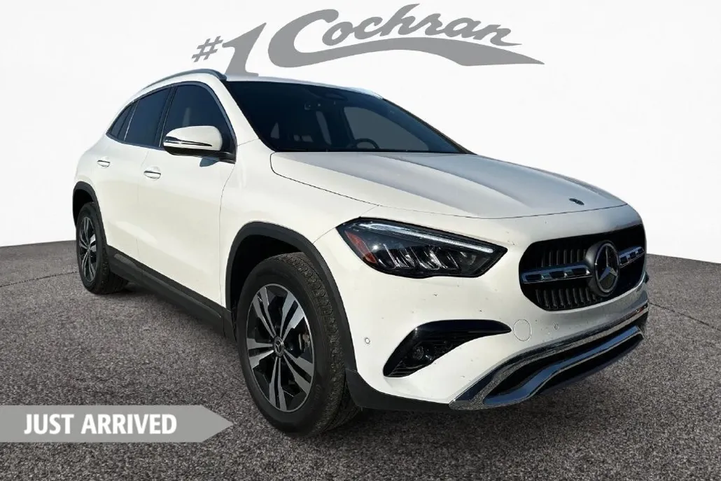 2024 Mercedes Benz GLA 250 4MATIC photo 1