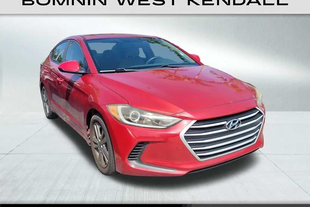 2017 Hyundai Elantra SE photo 1
