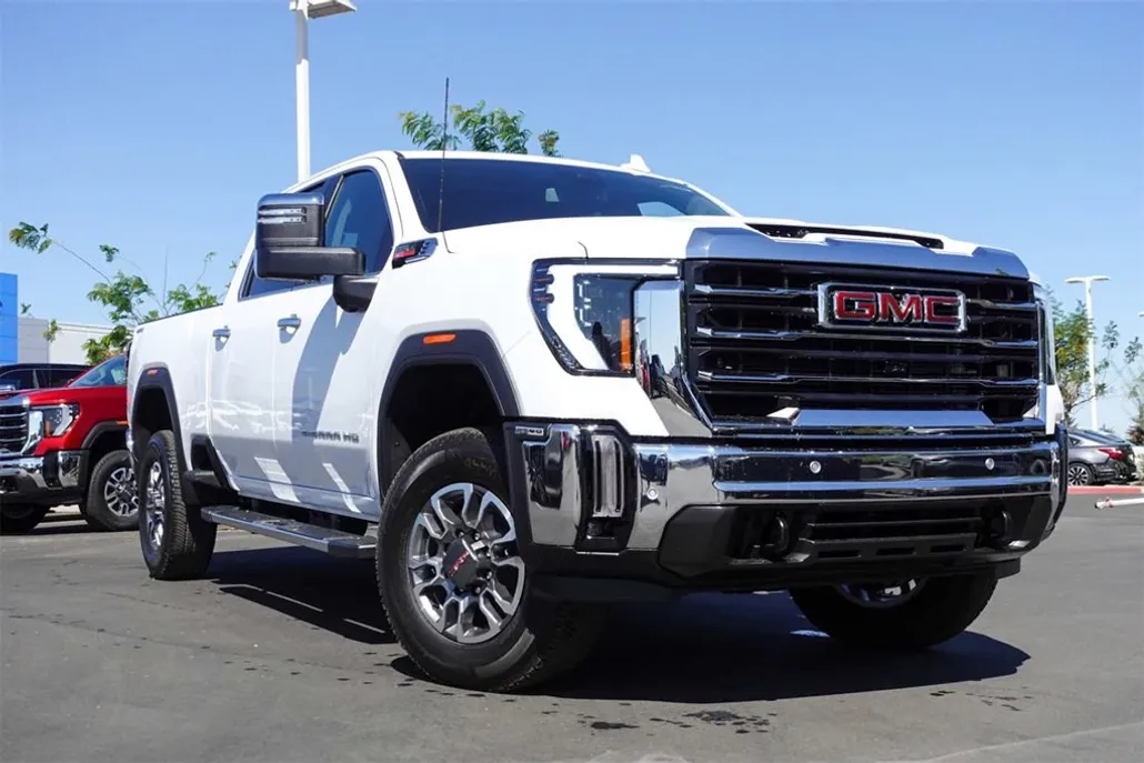 2026 Gmc Sierra 2500 HD SLT photo 1