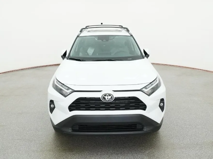 2025 Toyota RAV4 XLE Premium photo 1
