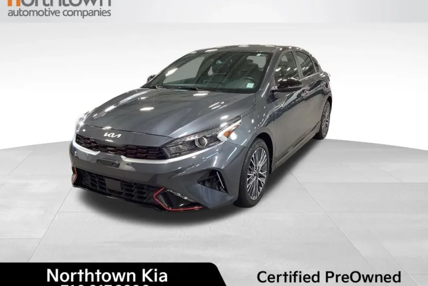 2024 Kia Forte GT-Line photo 1
