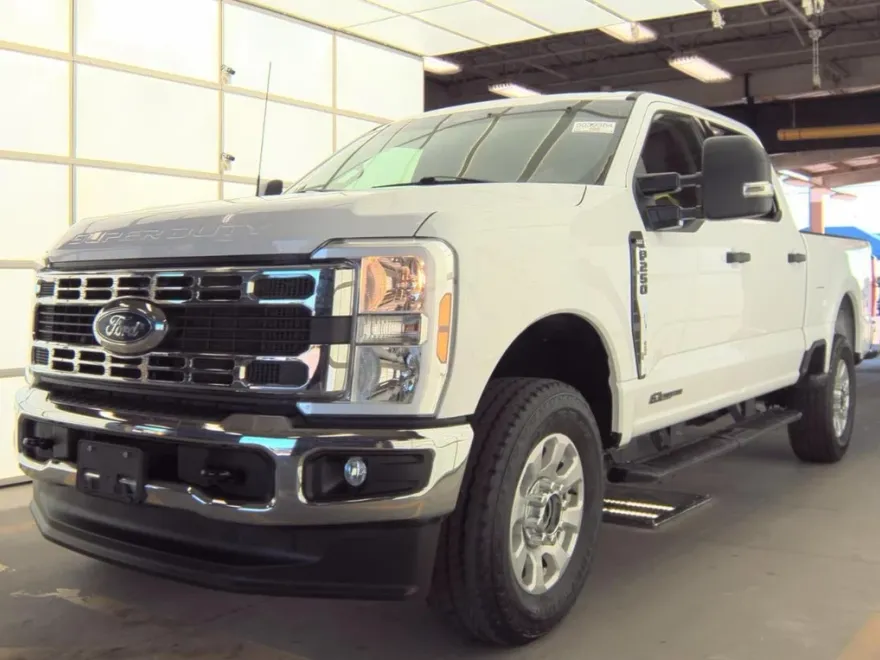 2024 Ford F-250 XLT photo 1