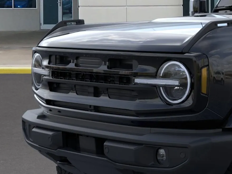 2025 Ford Bronco Outer Banks photo 1