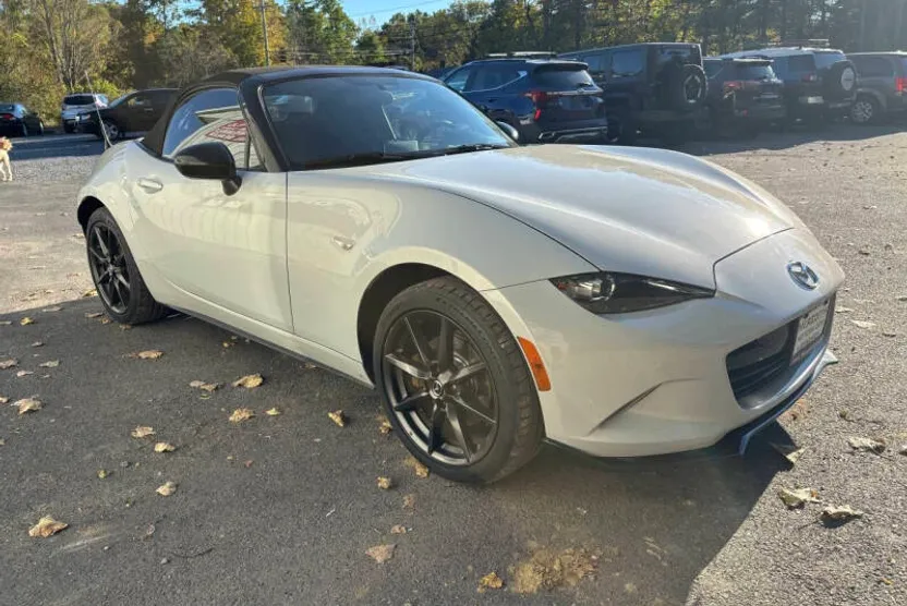 2016 Mazda MX-5 Miata Miata photo 1