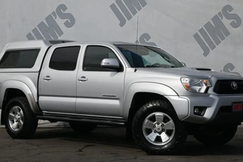 2012 Toyota Tacoma Double Cab PreRunner TRD Sport photo 1