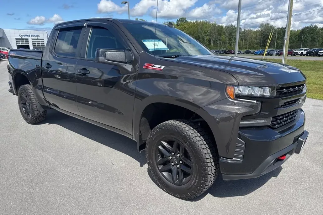 2021 Chevrolet Silverado 1500 LT Trail Boss photo 1