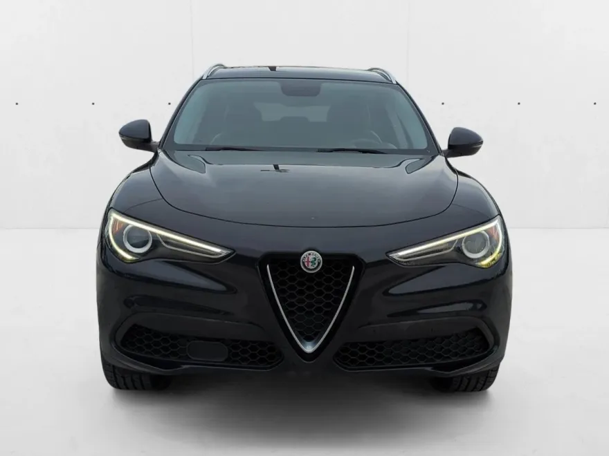 2018 Alfa Romeo Stelvio STELVIO Q4 photo 1