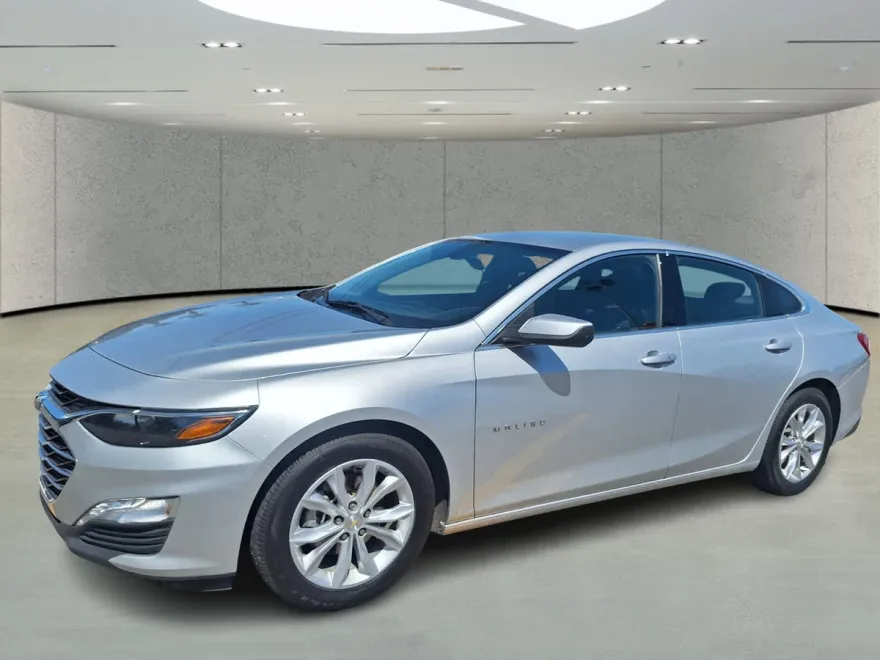 2022 Chevrolet Malibu 1LT photo 1