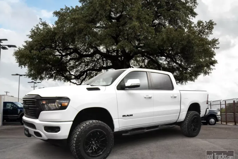 2020 Ram 1500 Big Horn photo 1